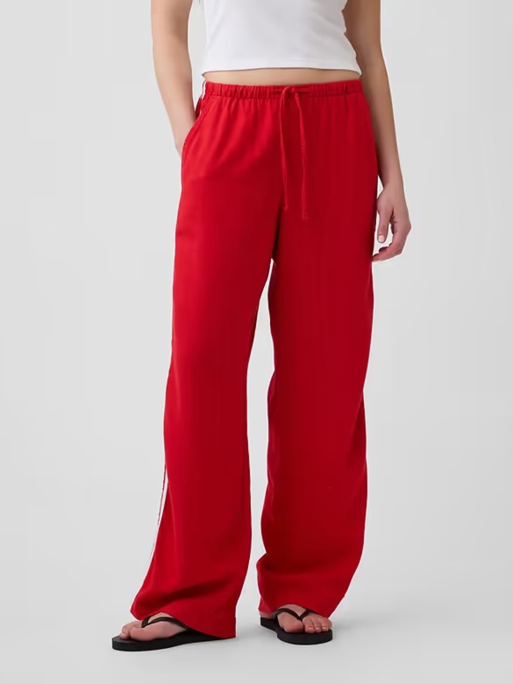 BNWT Gap Factory
Red Linen-Blend Stripe Wide-Leg Pants